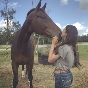 Meet your Posher, Kaylee